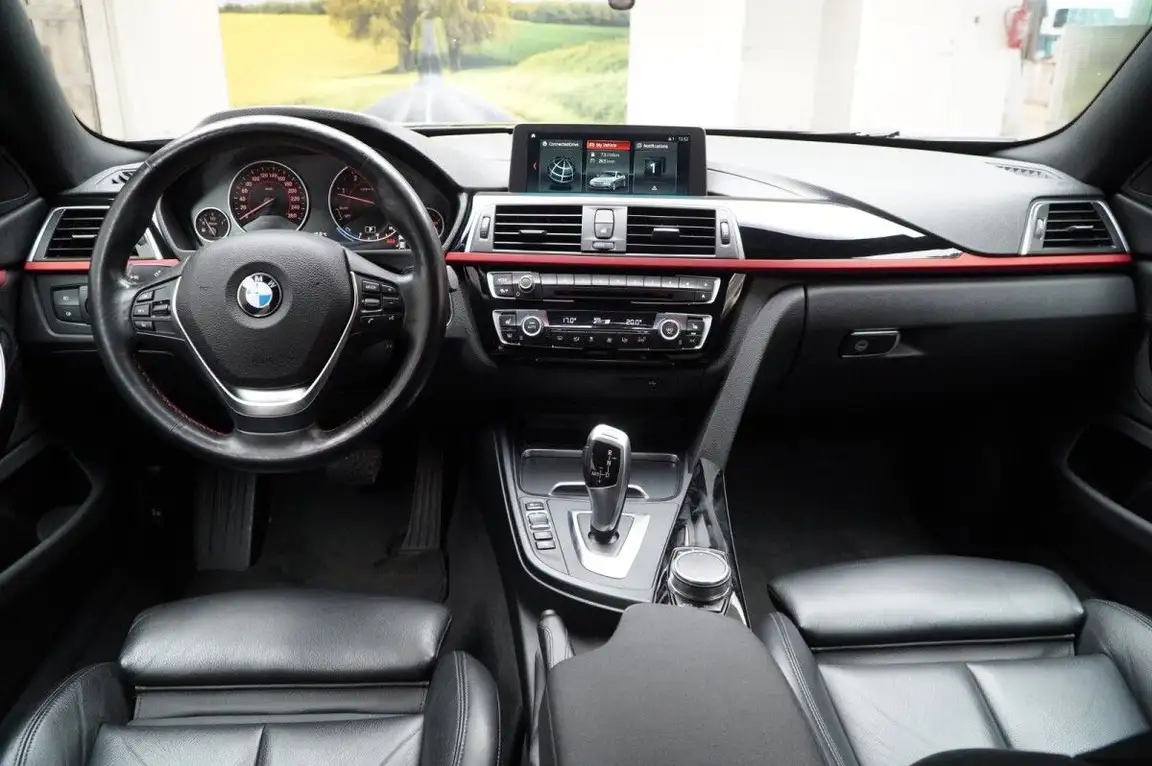 BMW 4 SERIES