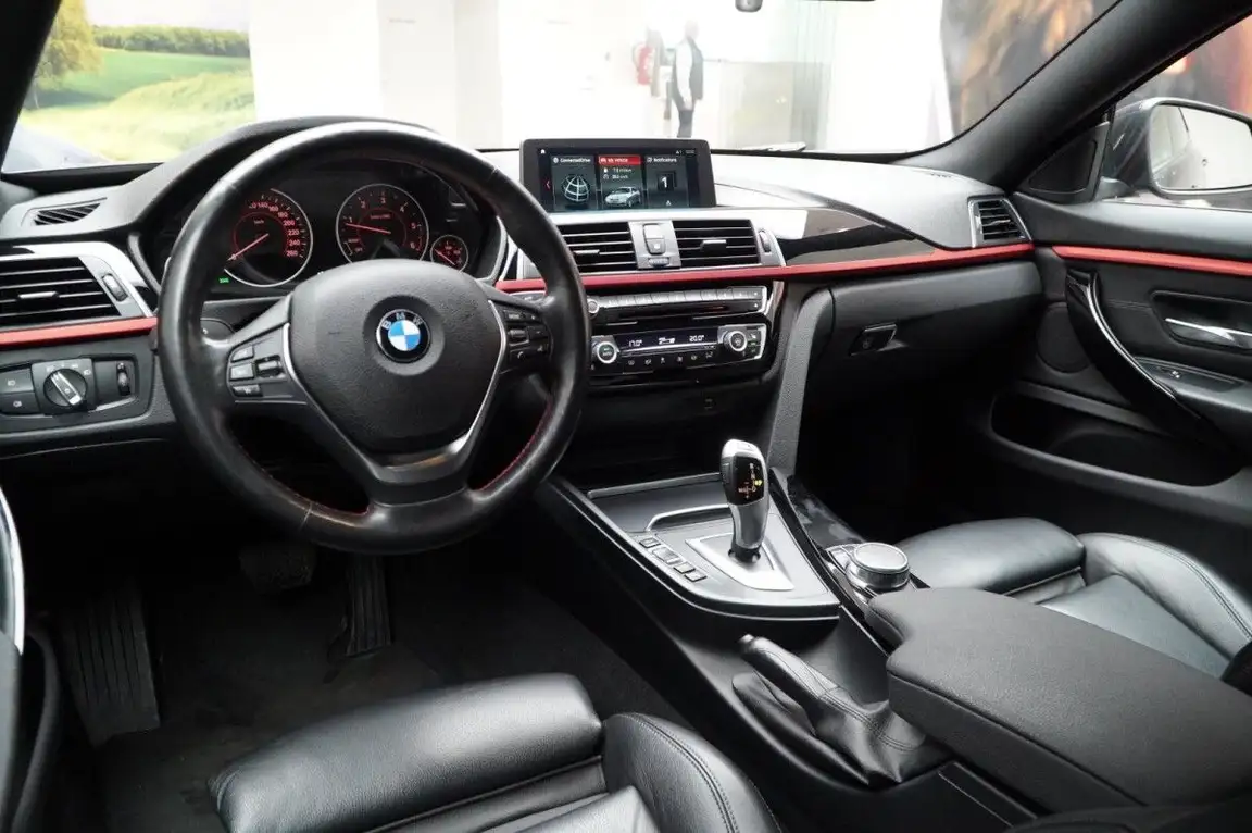 BMW 4 SERIES