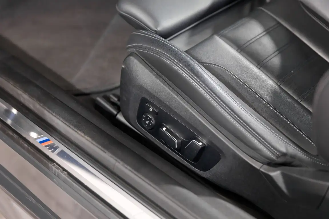 BMW 4 SERIES COUPE