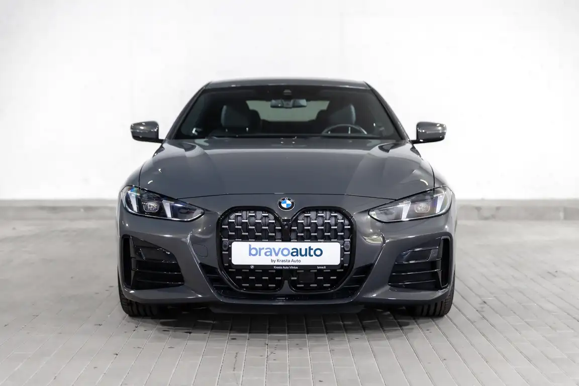 BMW 4 SERIES COUPE