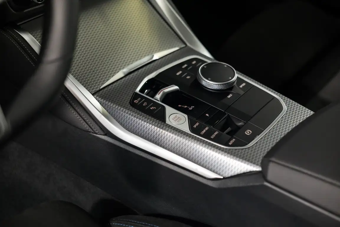 BMW 4 SERIES COUPE