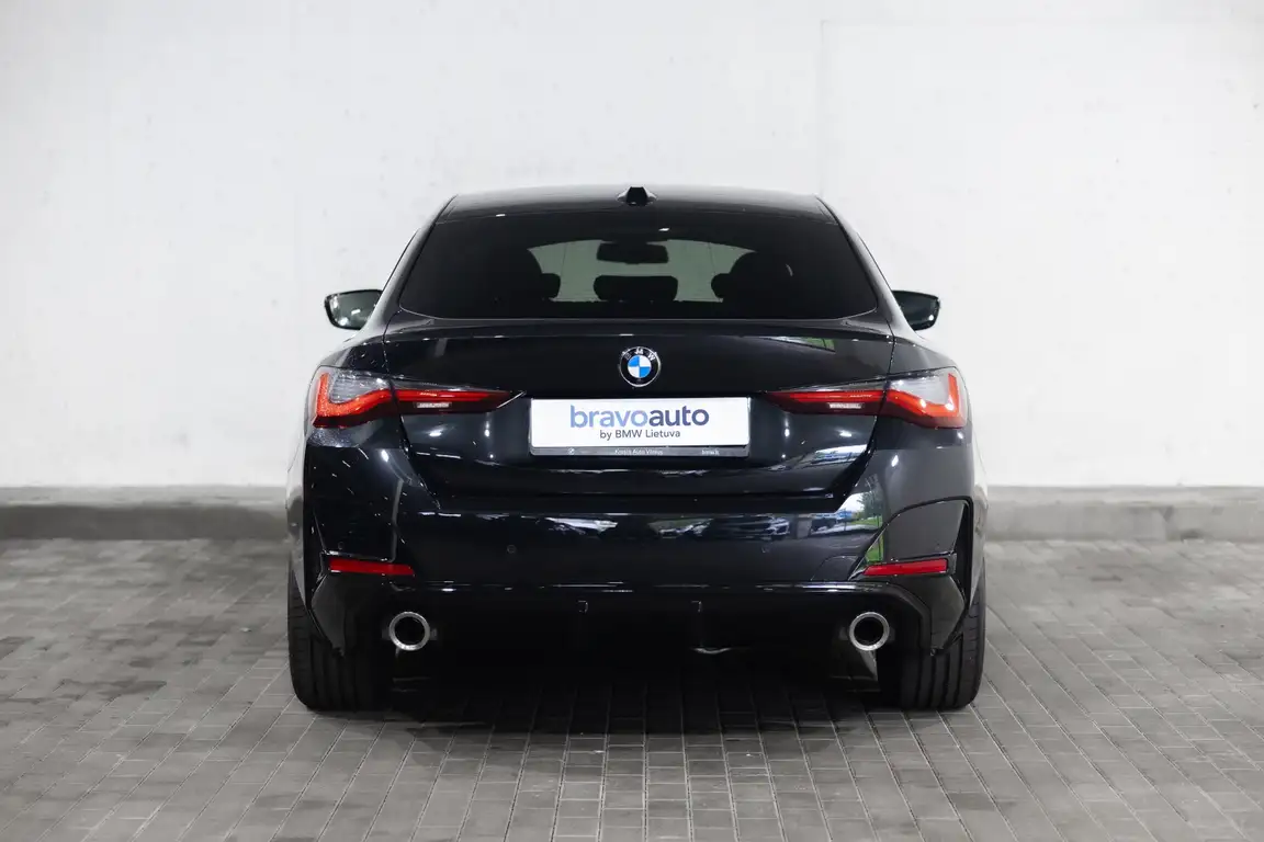 BMW 4 SERIES COUPE