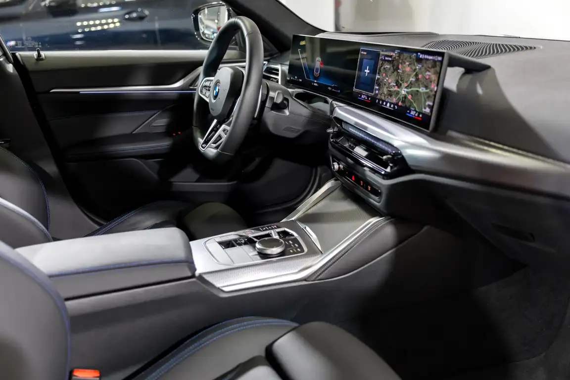 BMW 4 SERIES COUPE