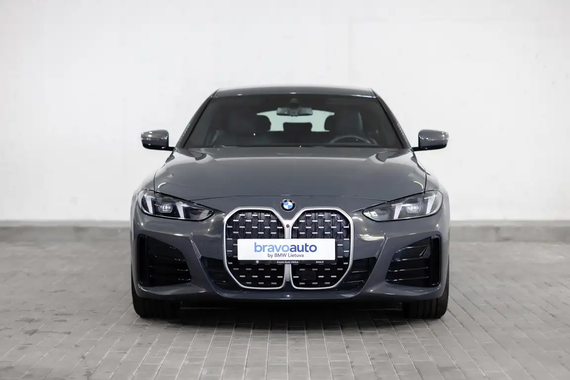 BMW 4 SERIES COUPE