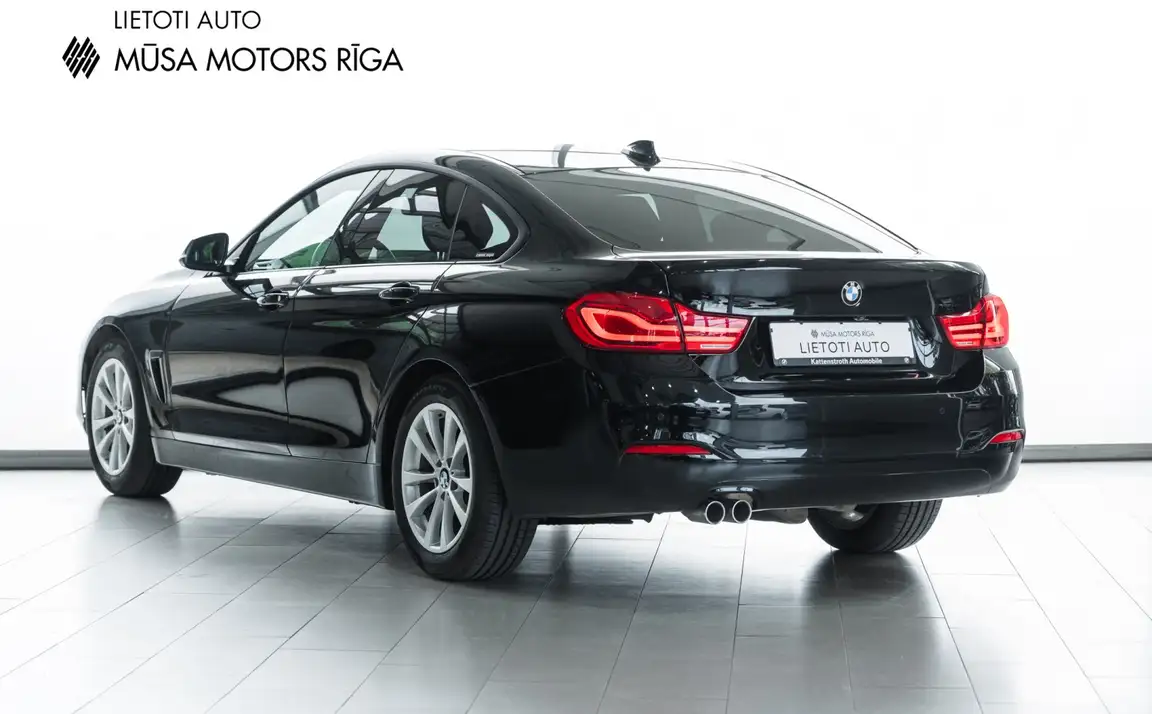 BMW 4 SERIES