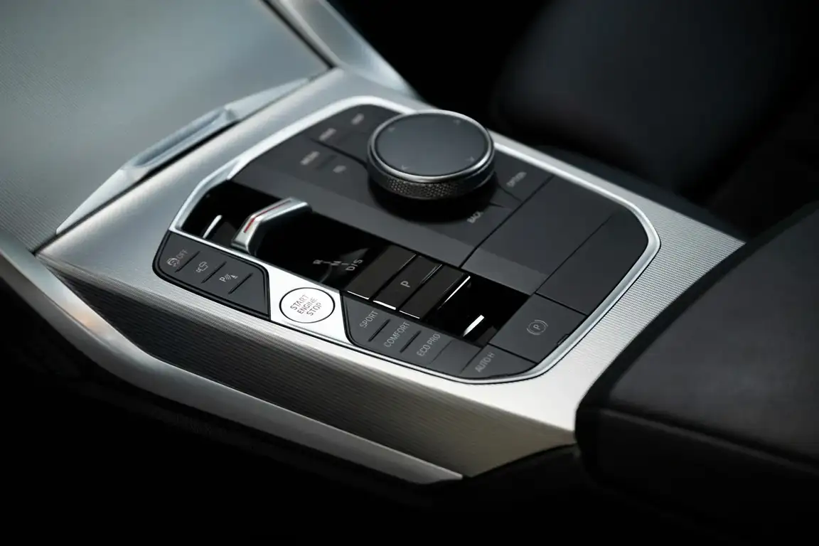 BMW 4 SERIES COUPE