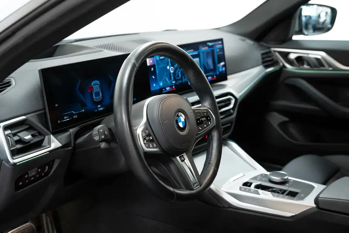 BMW 4 SERIES COUPE