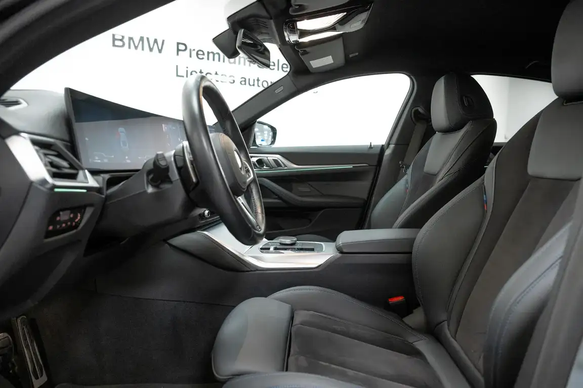 BMW 4 SERIES COUPE