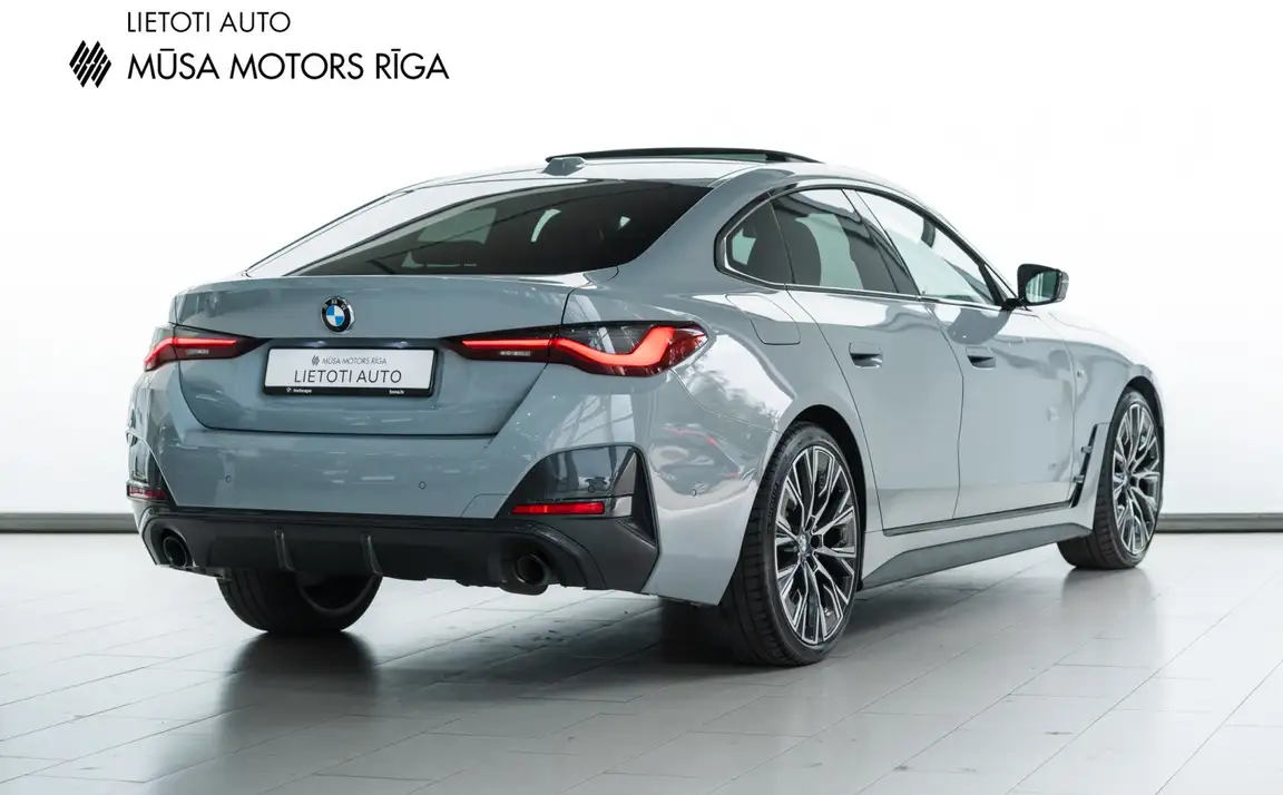 BMW 4 SERIES