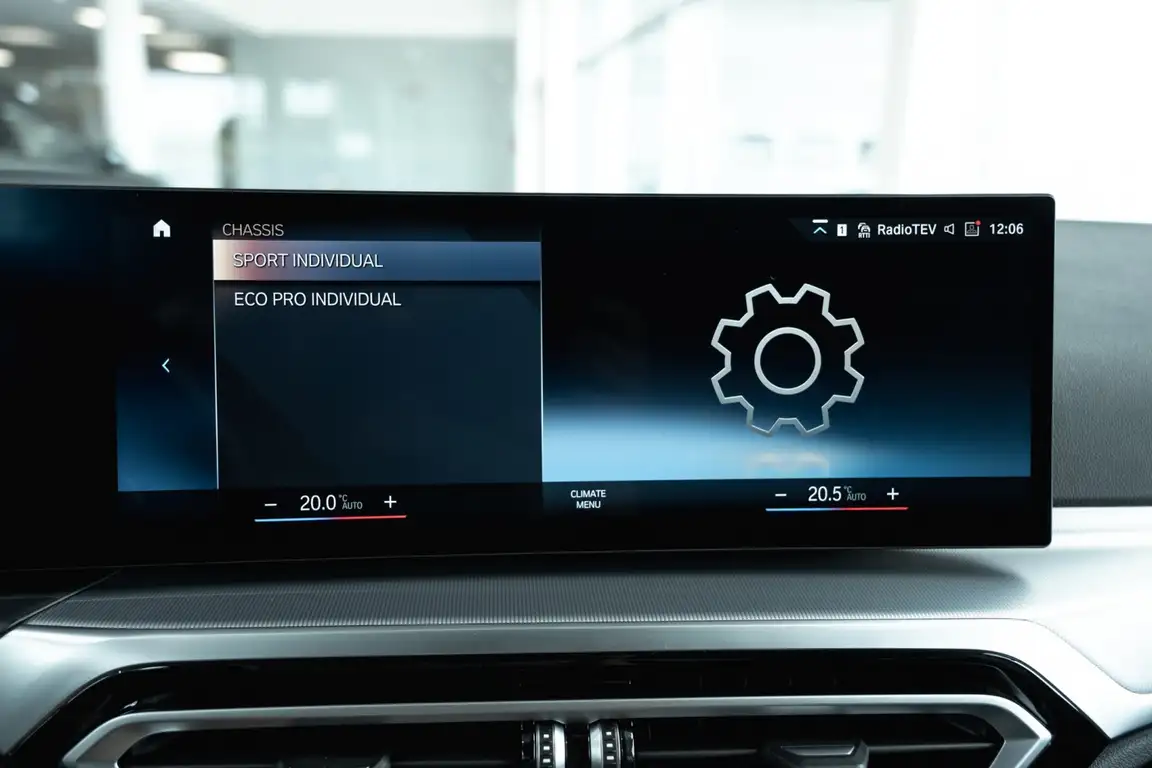 BMW 4 SERIES