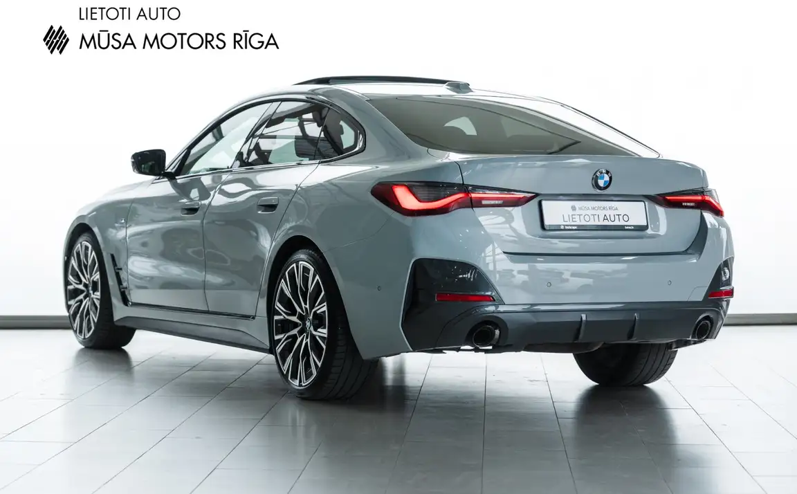BMW 4 SERIES