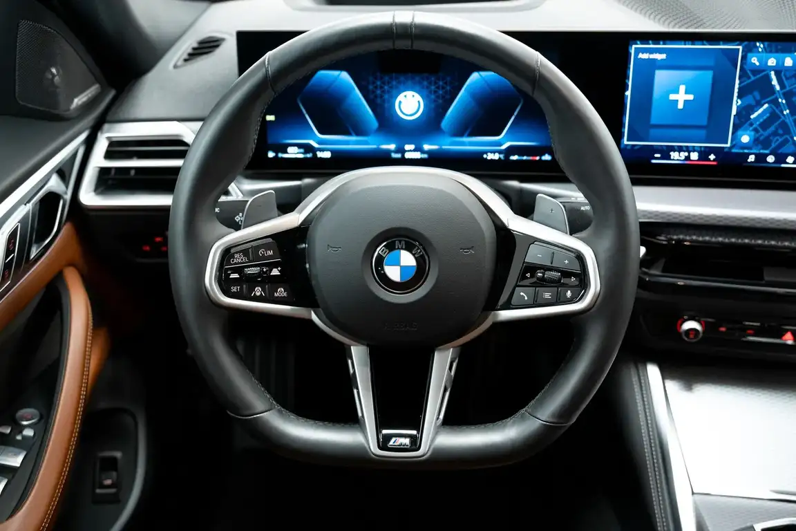BMW 4 SERIES