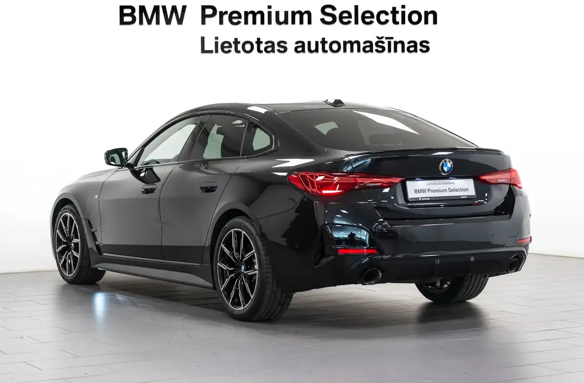BMW 4 SERIES