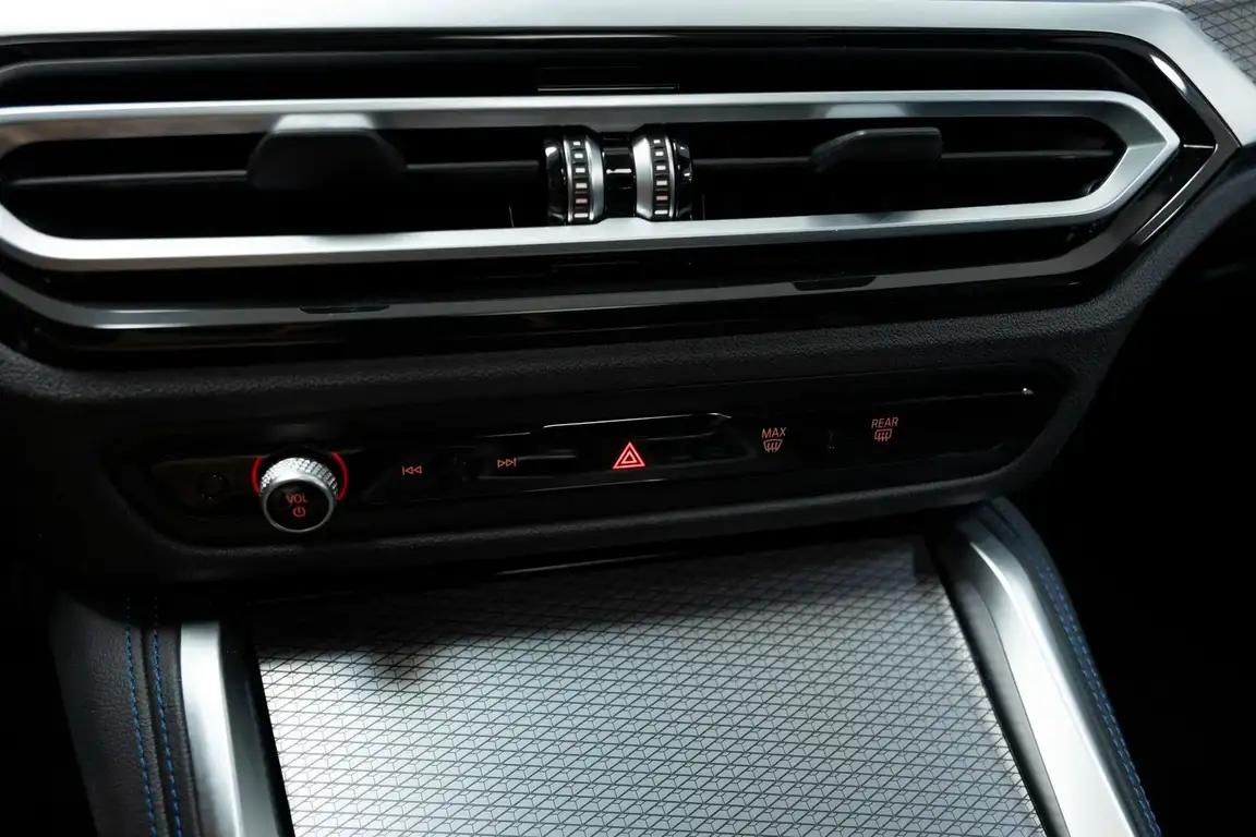BMW 4 SERIES COUPE