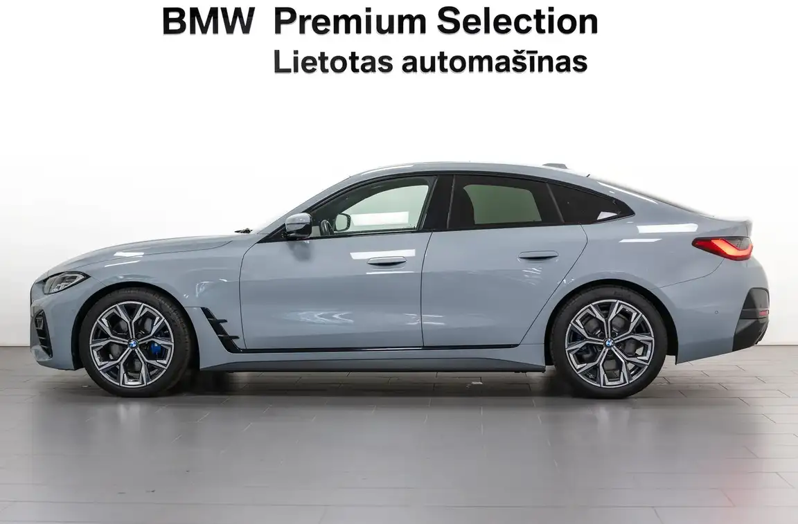 BMW 4 SERIES COUPE