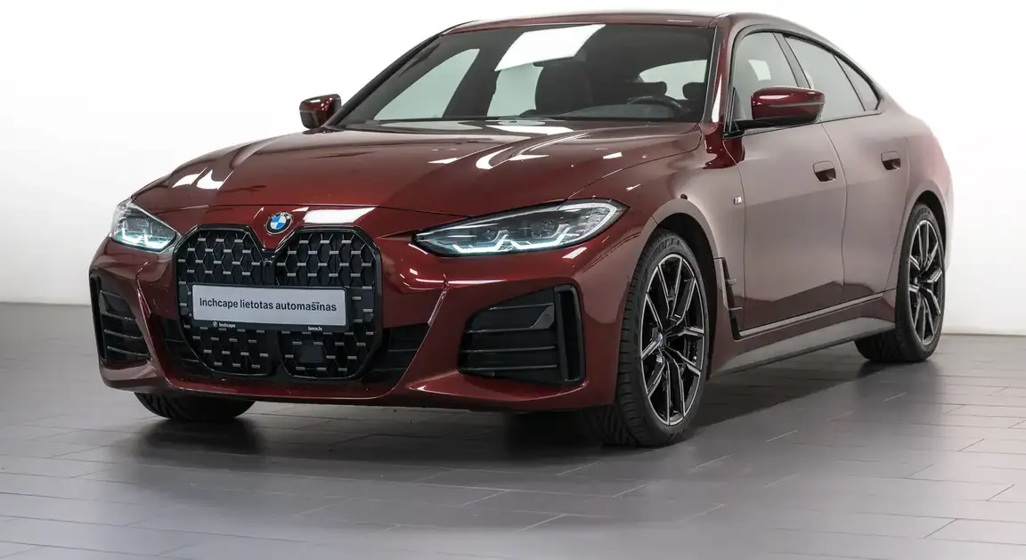 BMW 4 SERIES