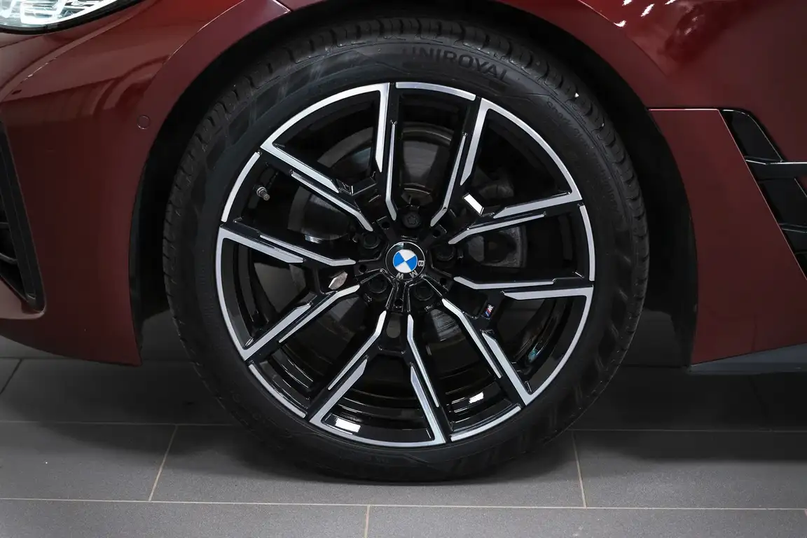 BMW 4 SERIES