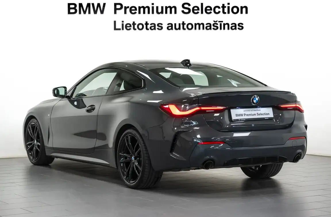 BMW 4 SERIES