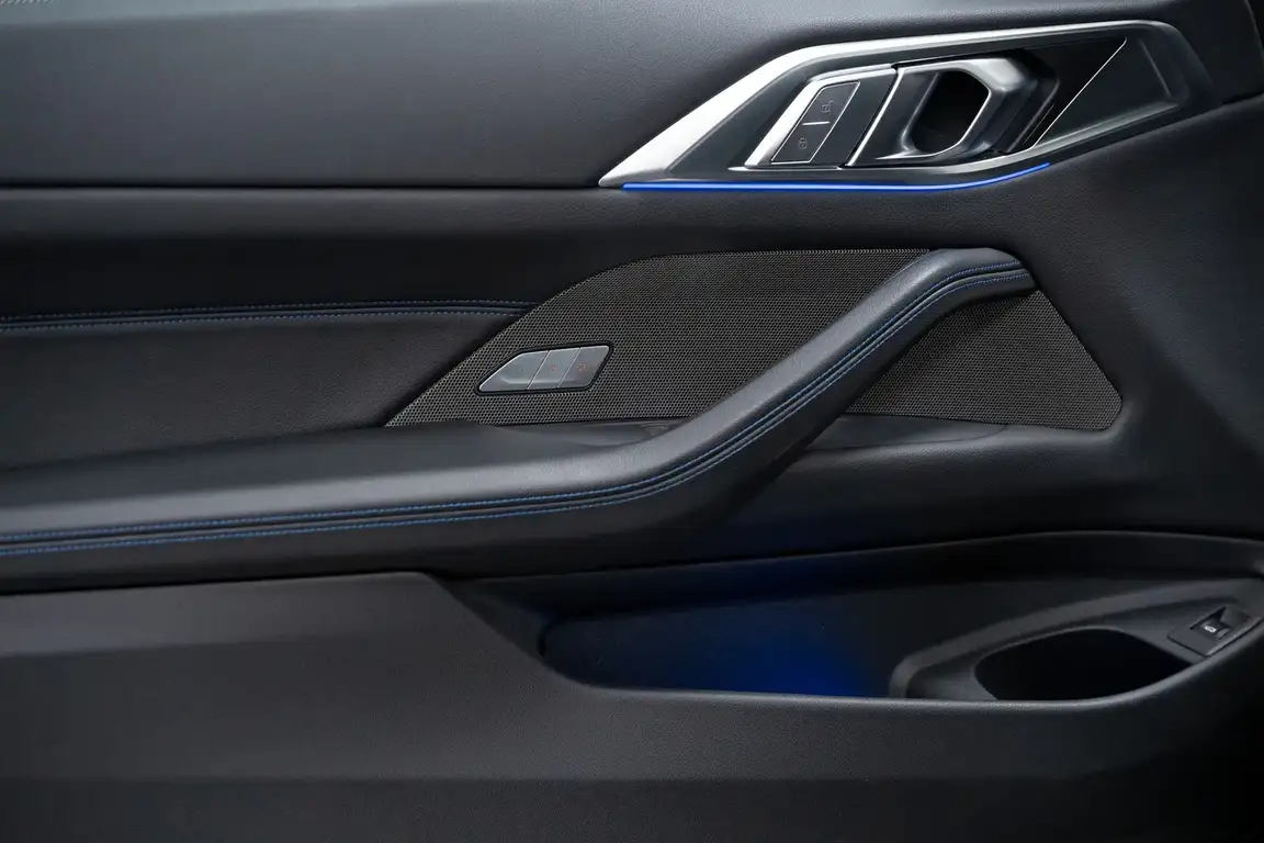 BMW 4 SERIES
