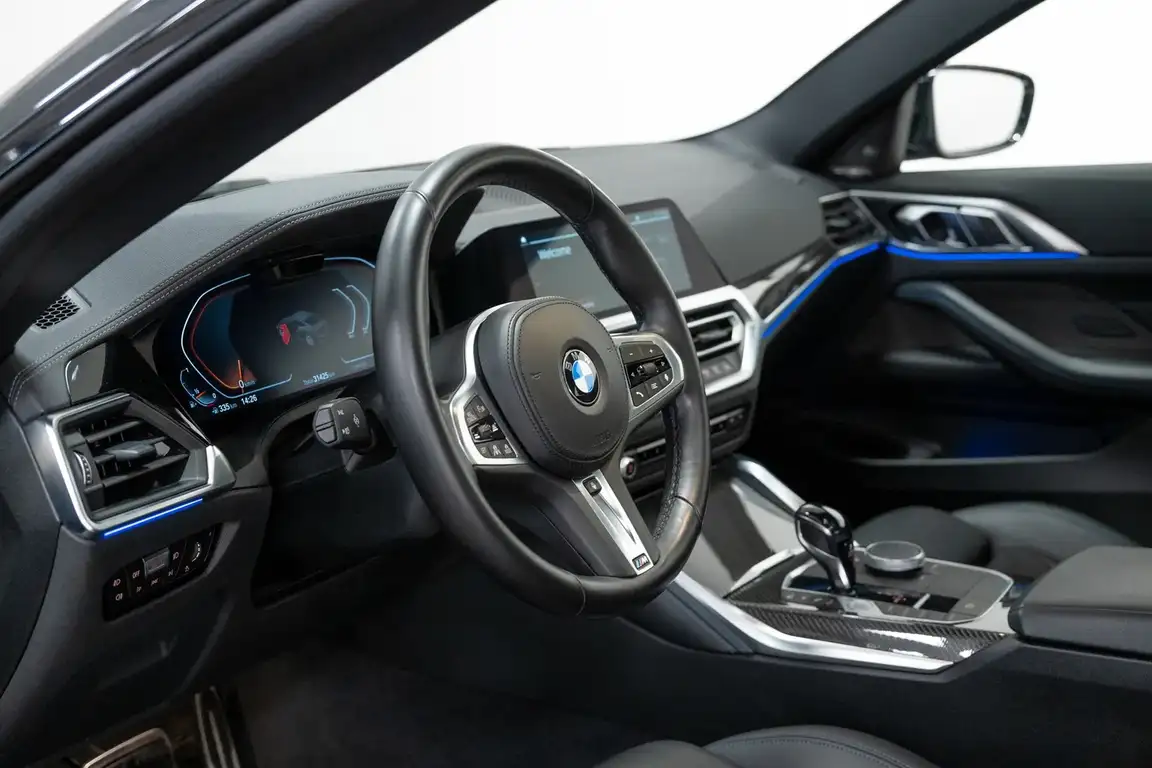 BMW 4 SERIES
