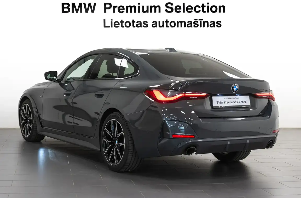 BMW 4 SERIES COUPE