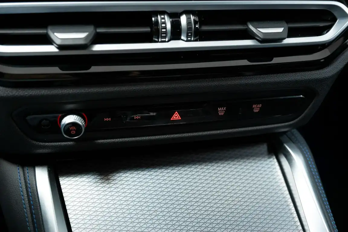 BMW 4 SERIES COUPE