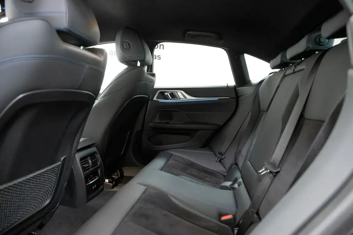 BMW 4 SERIES COUPE