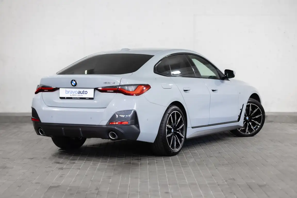 BMW 4 SERIES COUPE