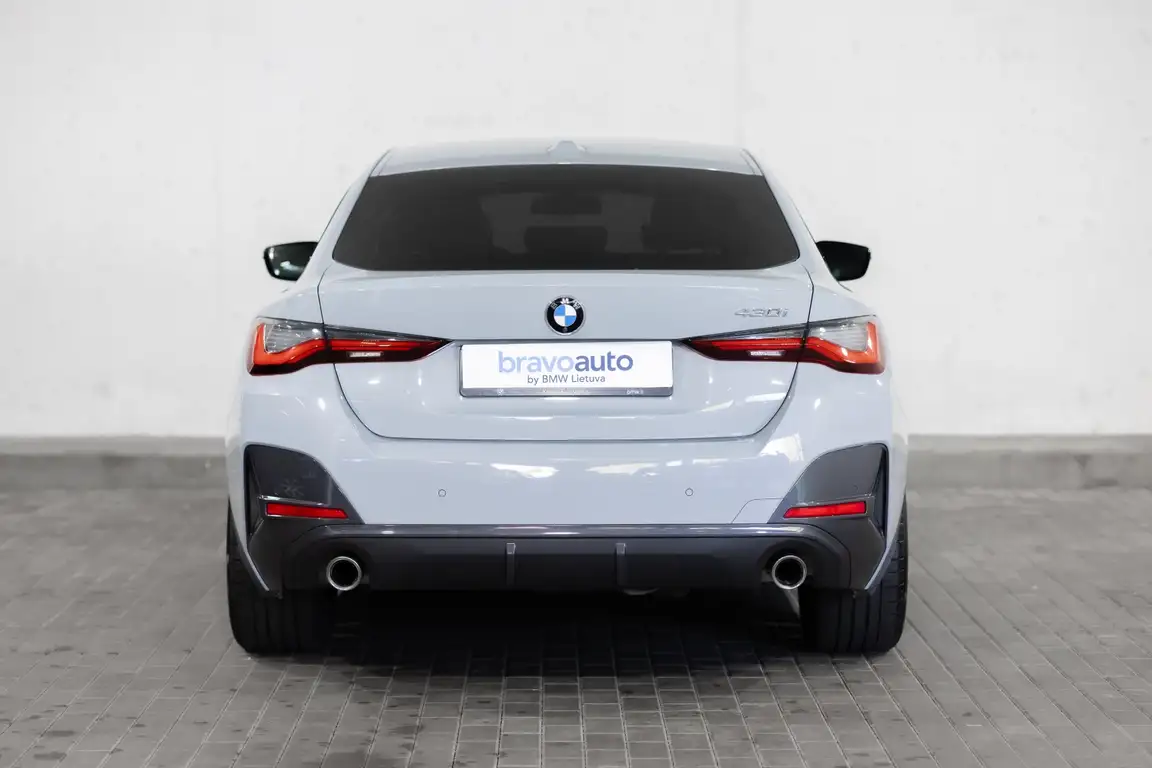 BMW 4 SERIES COUPE