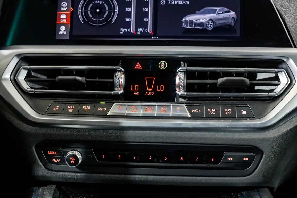 BMW 4 SERIES COUPE