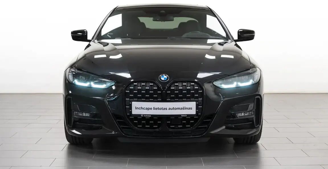 BMW 4 SERIES COUPE