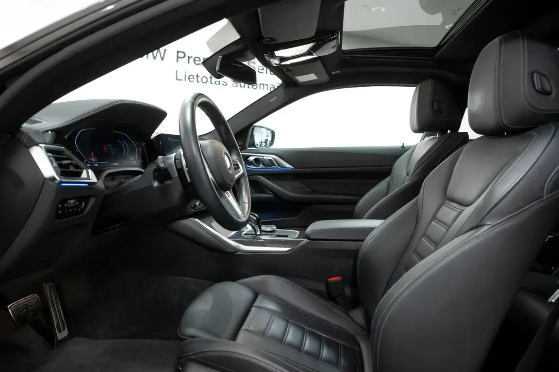 BMW 4 SERIES COUPE