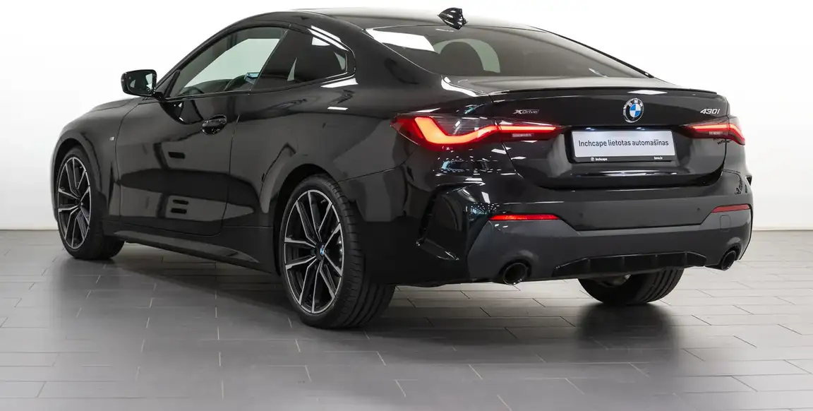 BMW 4 SERIES COUPE