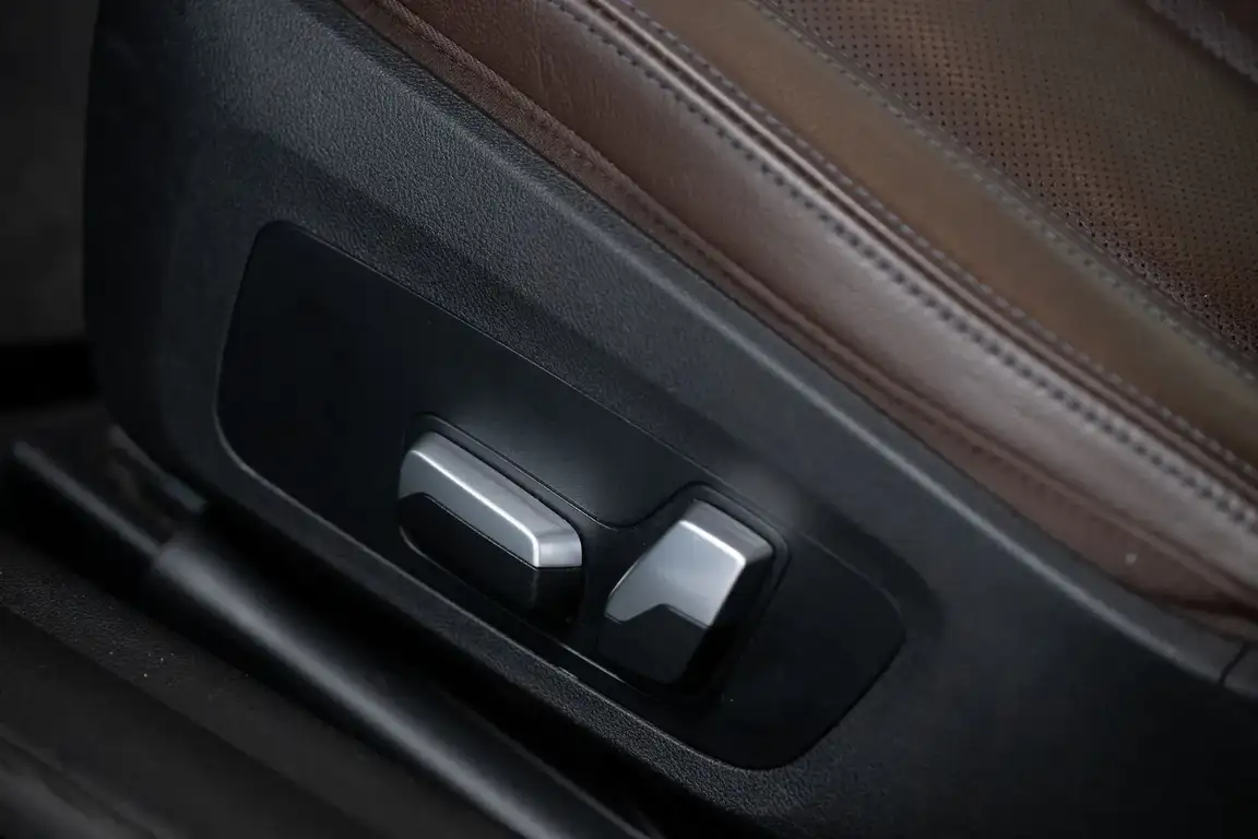 BMW 4 SERIES COUPE
