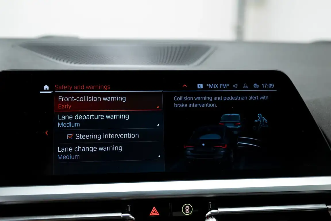 BMW 4 SERIES COUPE