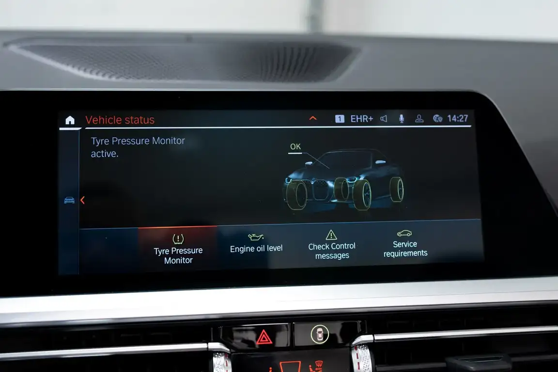 BMW 4 SERIES