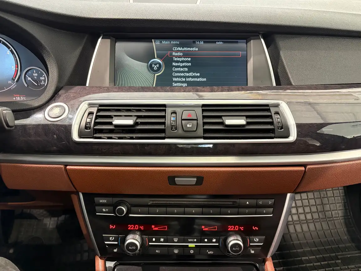 BMW 5 SERIES
