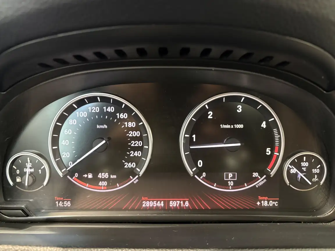 BMW 5 SERIES