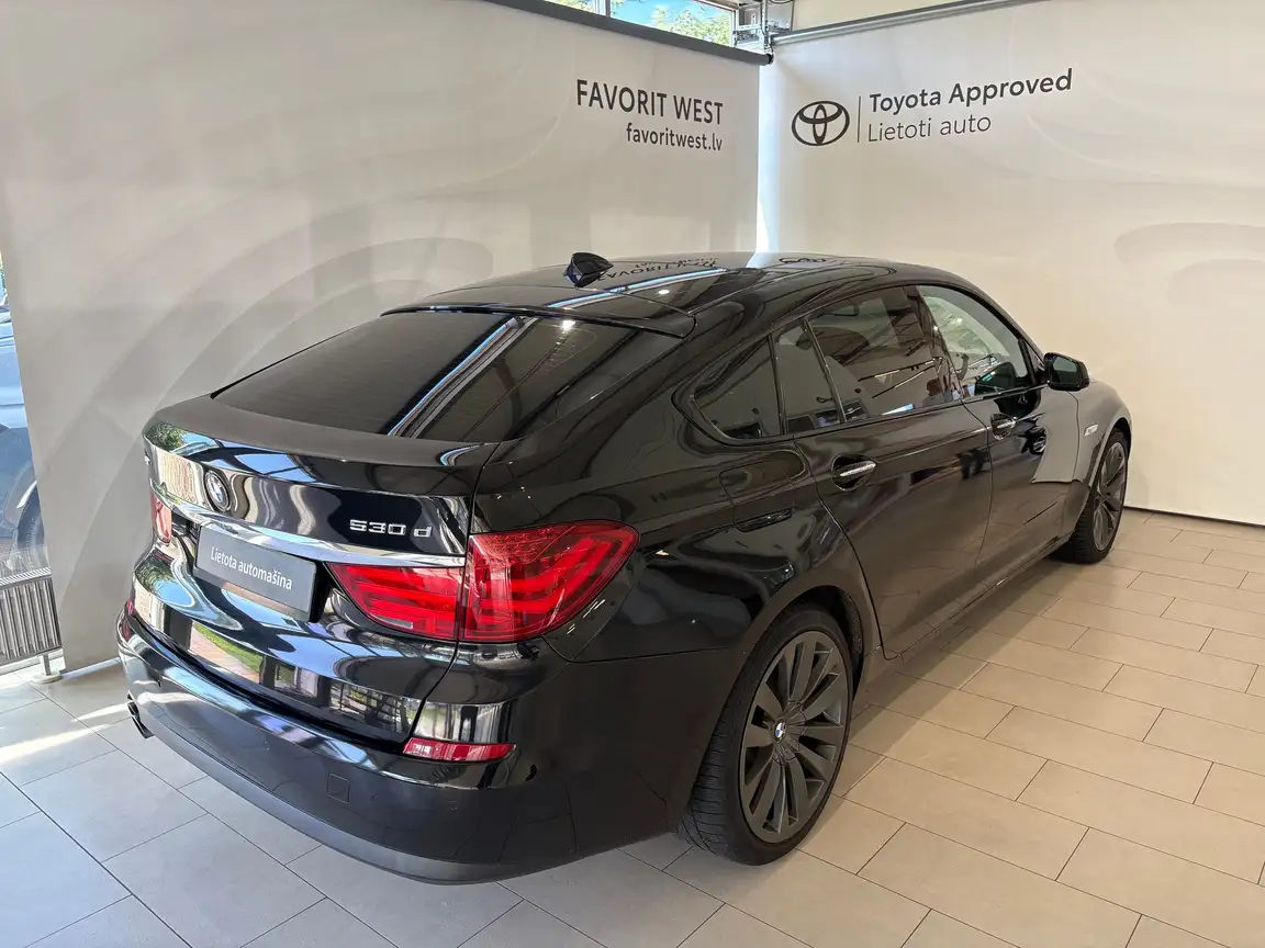 BMW 5 SERIES