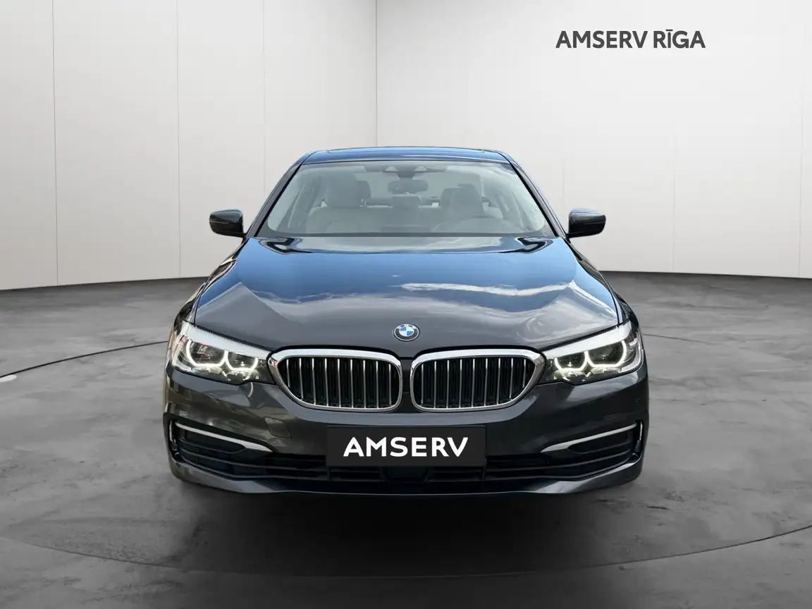 BMW 5 SERIES