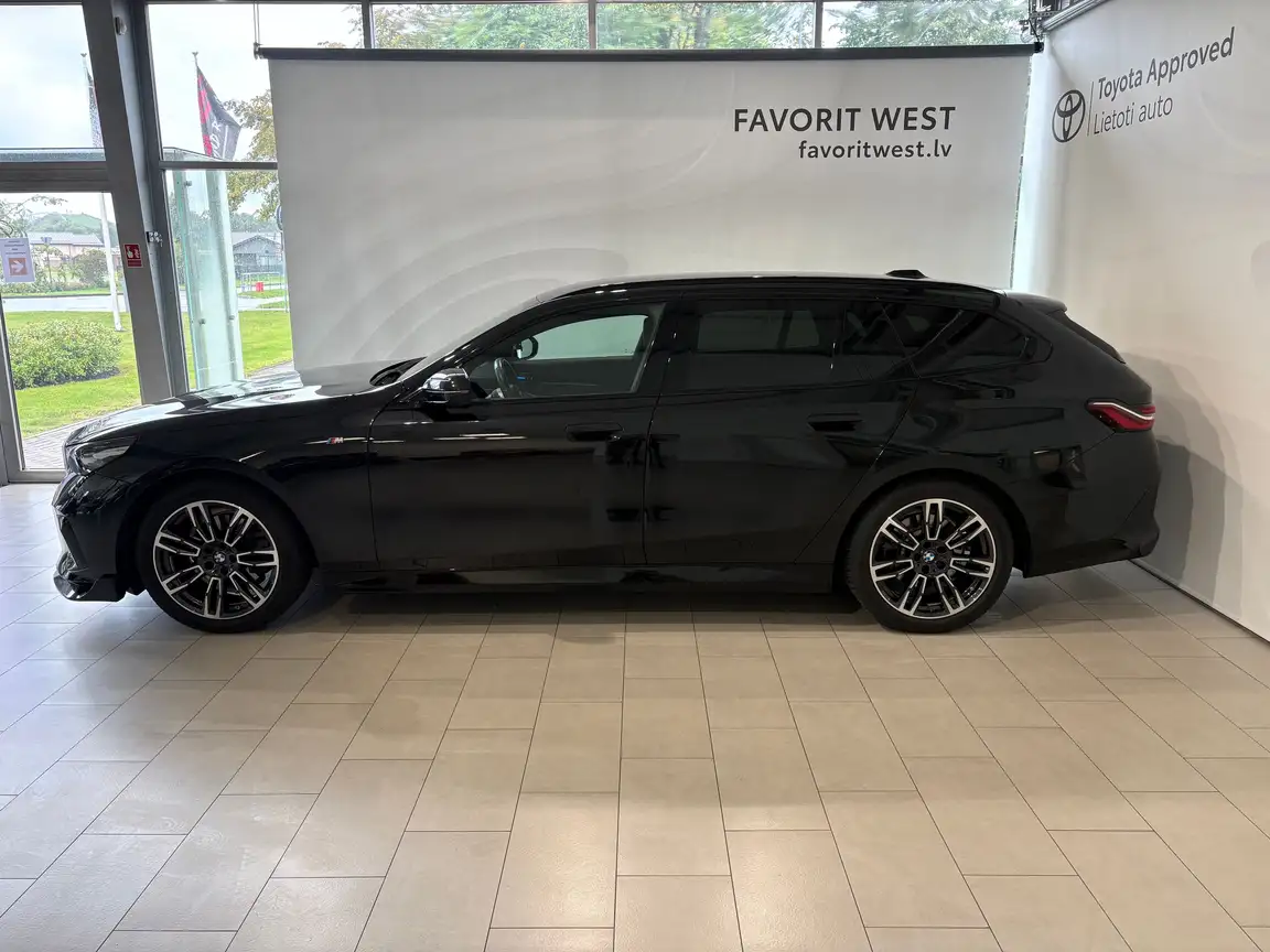 BMW 5 SERIES