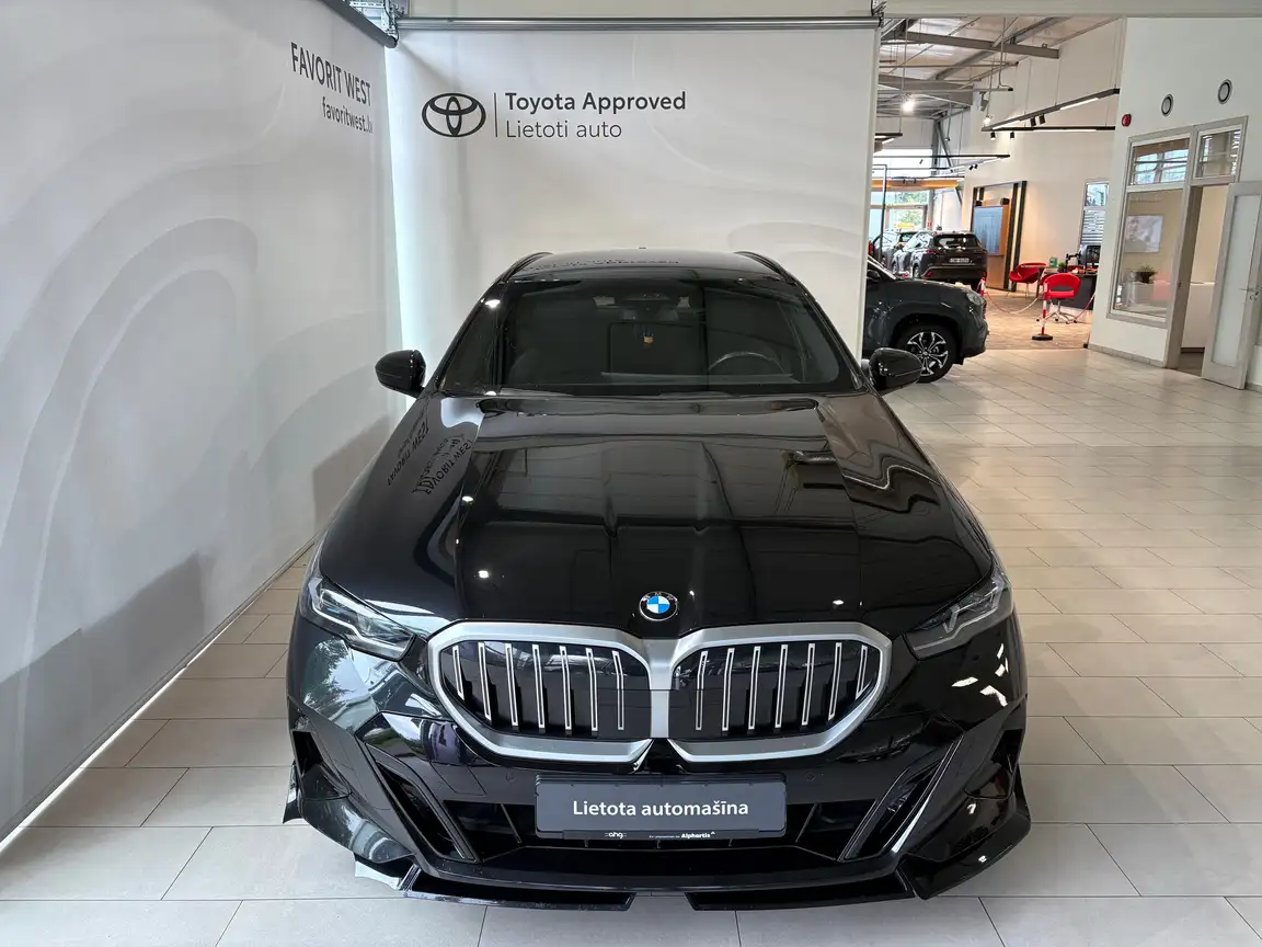 BMW 5 SERIES