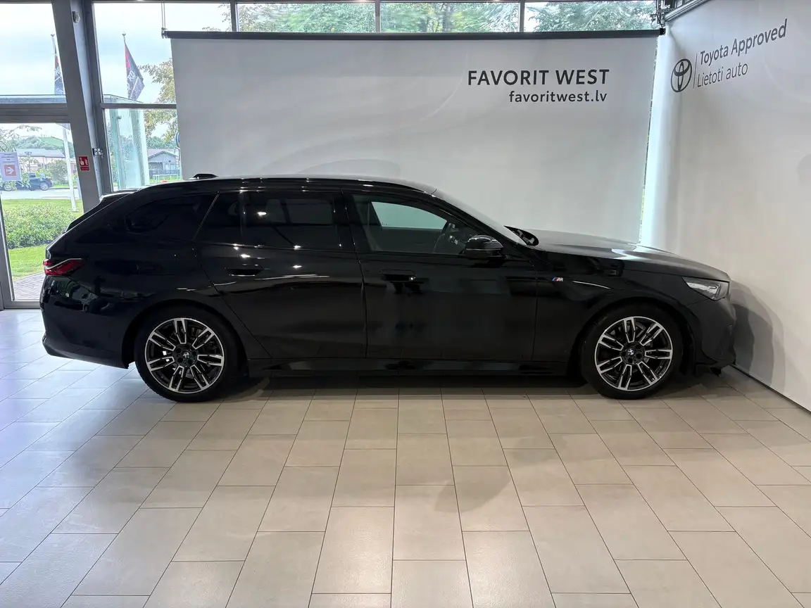 BMW 5 SERIES