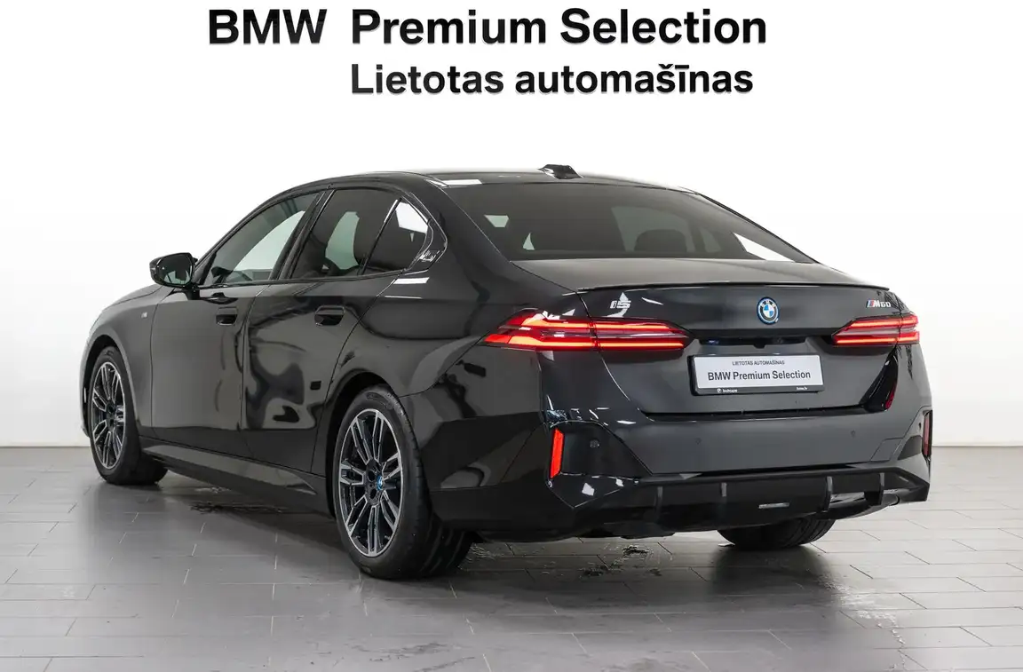 BMW I5