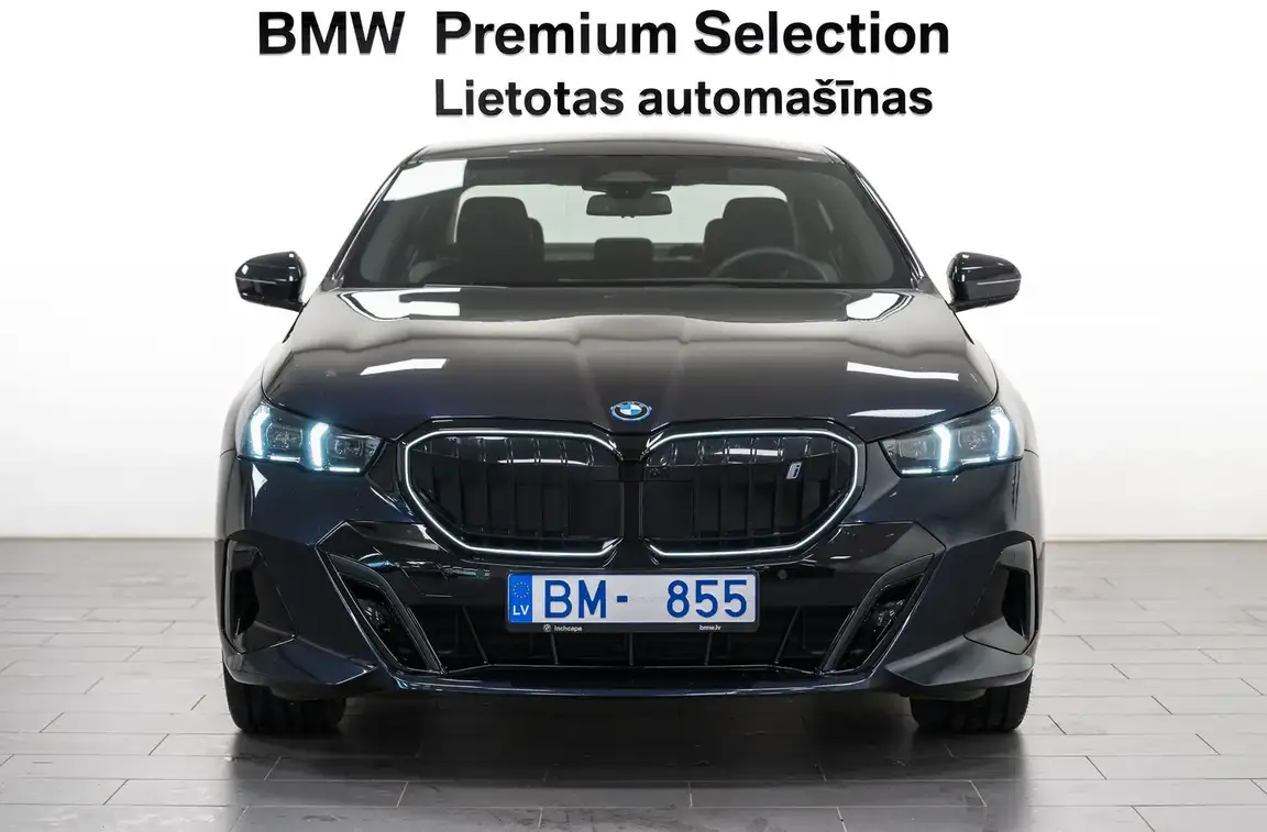 BMW I5