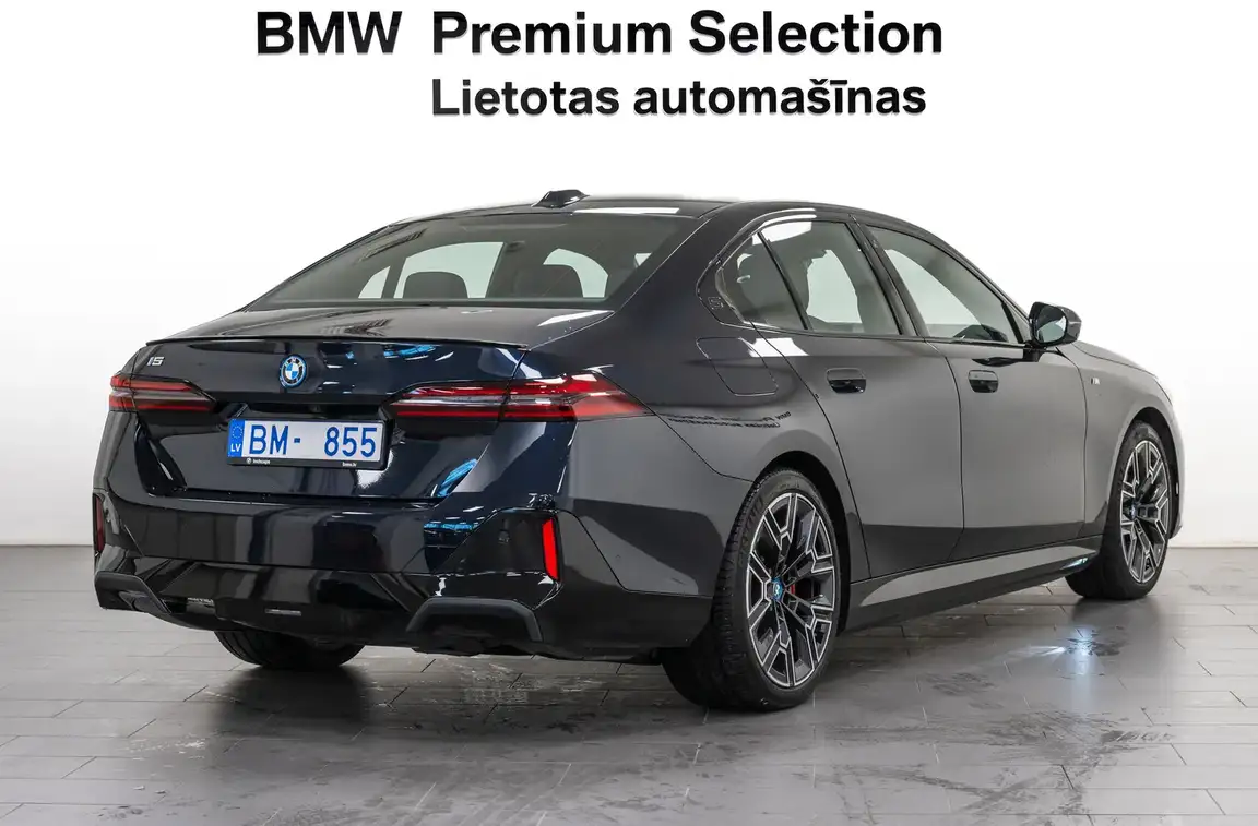 BMW I5