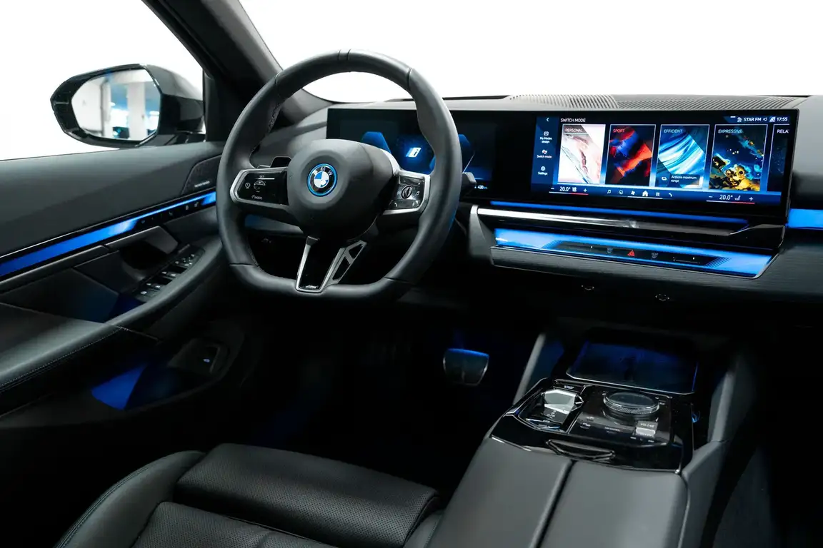 BMW I5