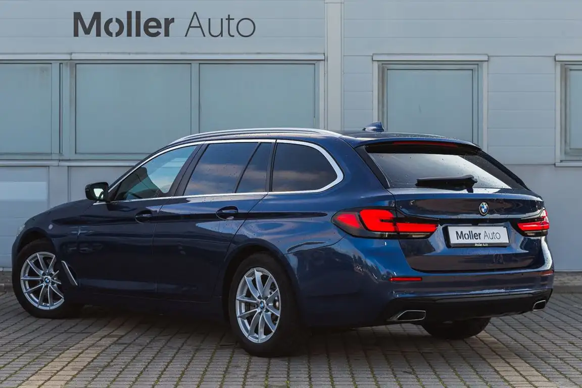 BMW 5 SERIES