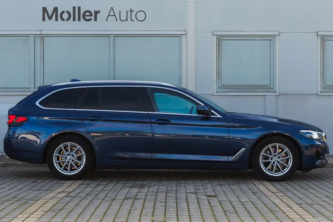 BMW 5 SERIES