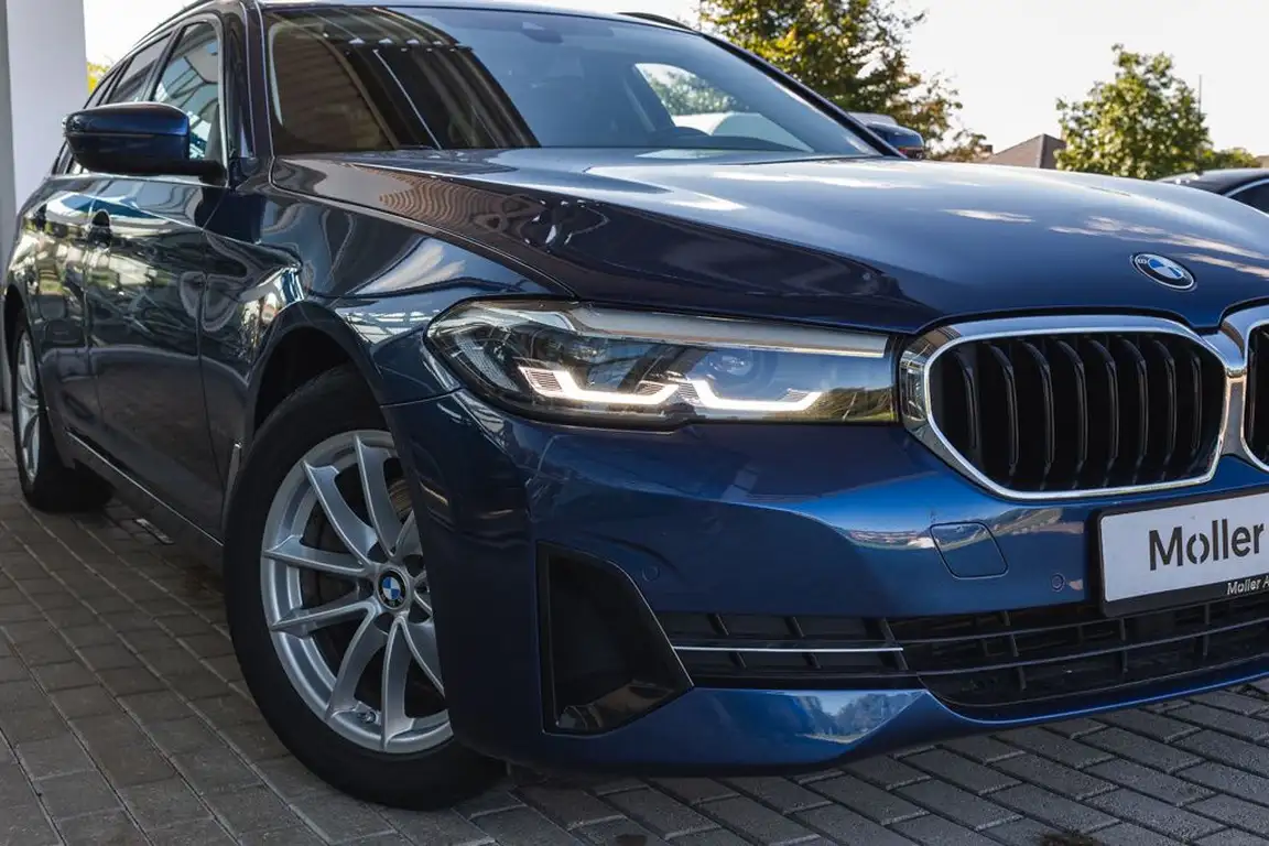 BMW 5 SERIES